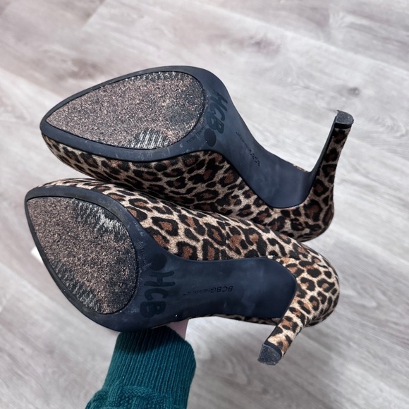 BCBGeneration Leopard Print High Heel Shoes Women’s 10 - Picture 9 of 11